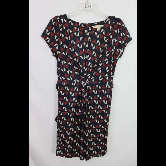Yumi Devin Geo Print Pleat Detail Dress.Knee lengthNavy, white and maroon - Picture 1 of 8